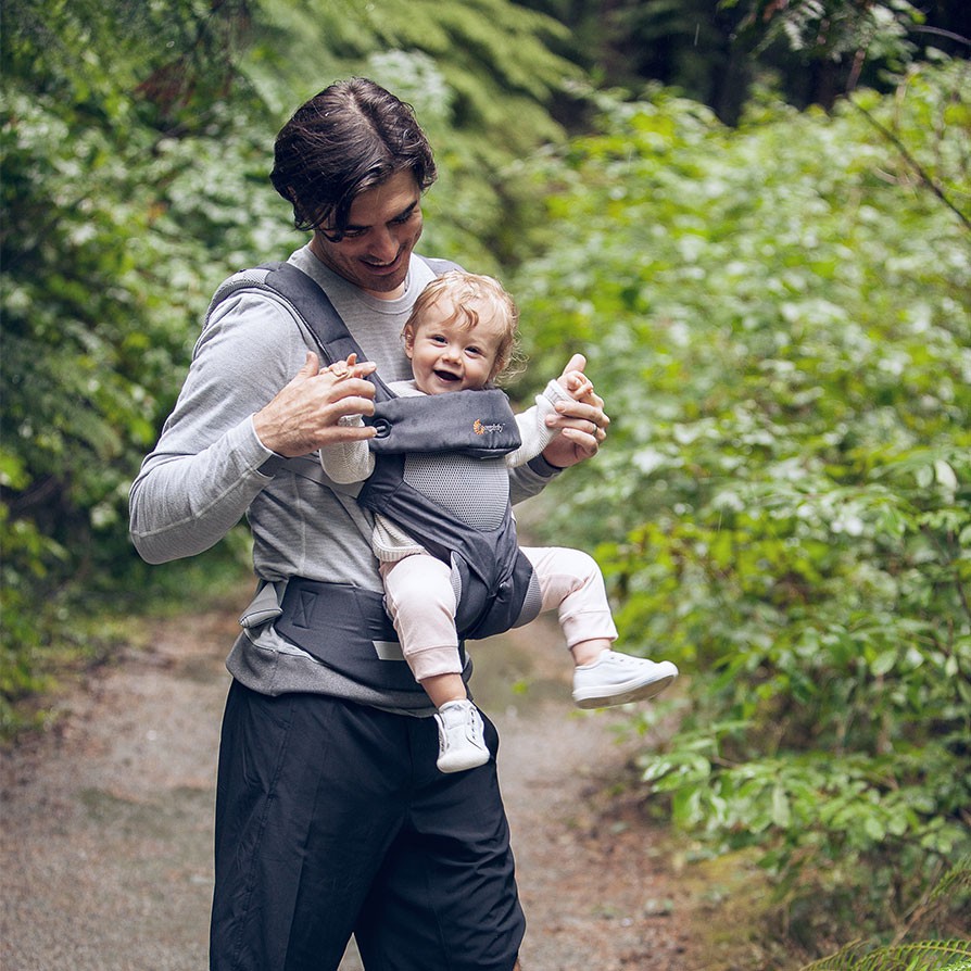 baby wearing tips to prevent back pain 