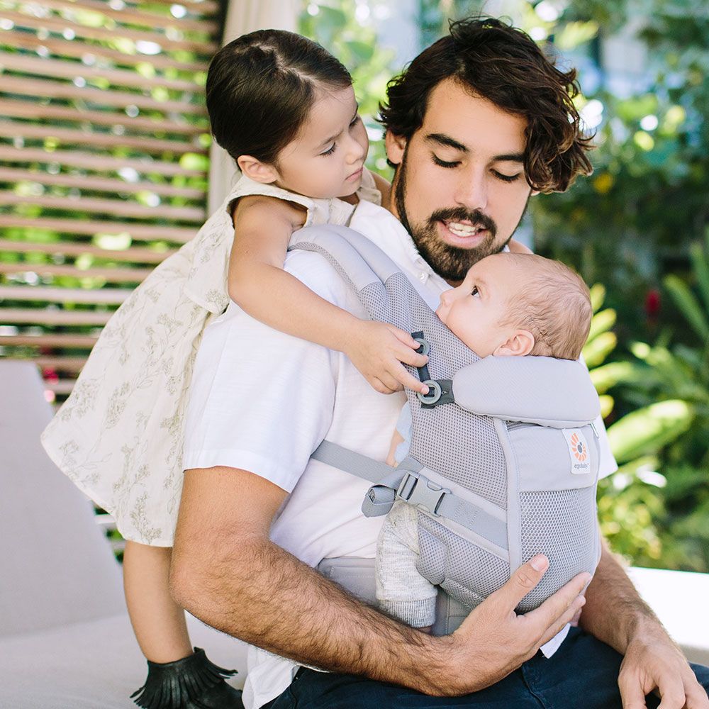 Ergobaby adapt outlet manual